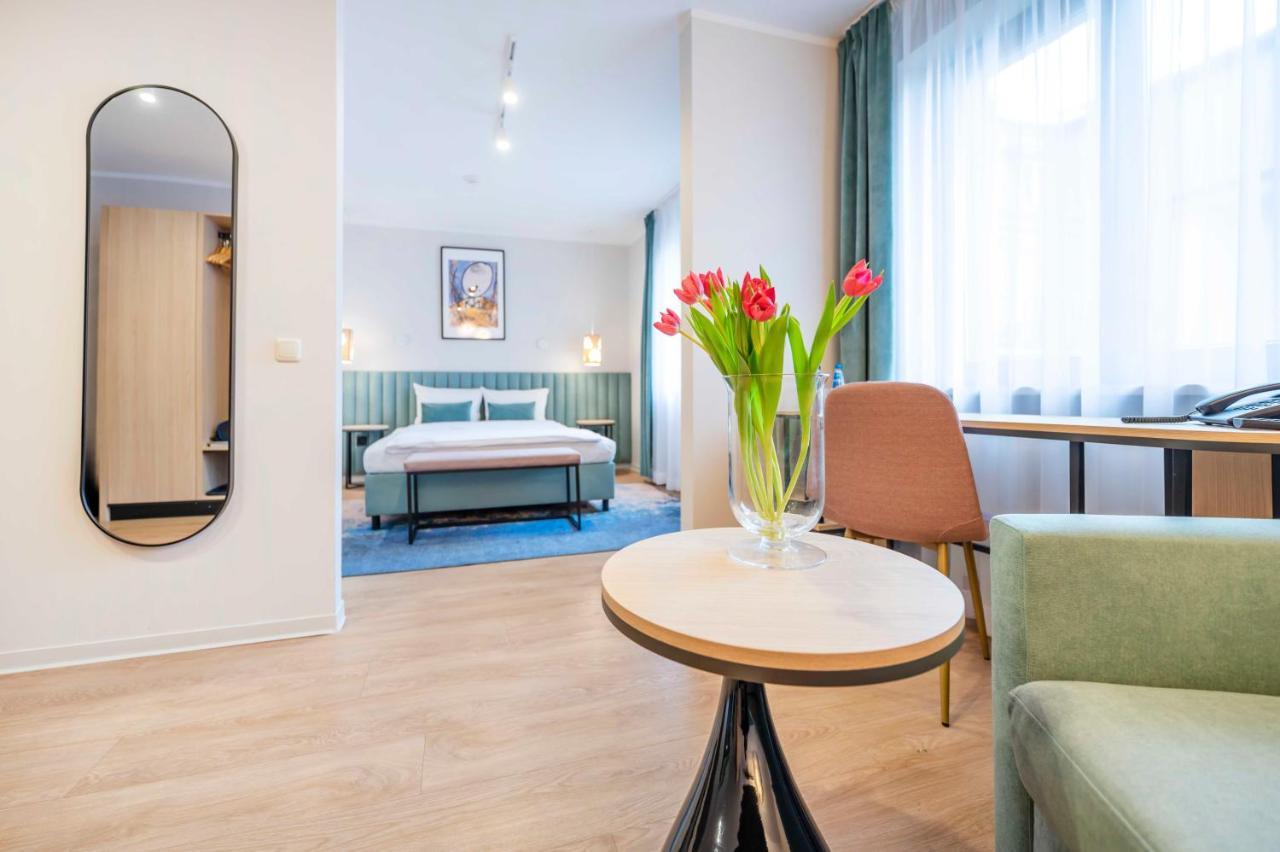 Hotel H12**** 크라쿠프 외부 사진