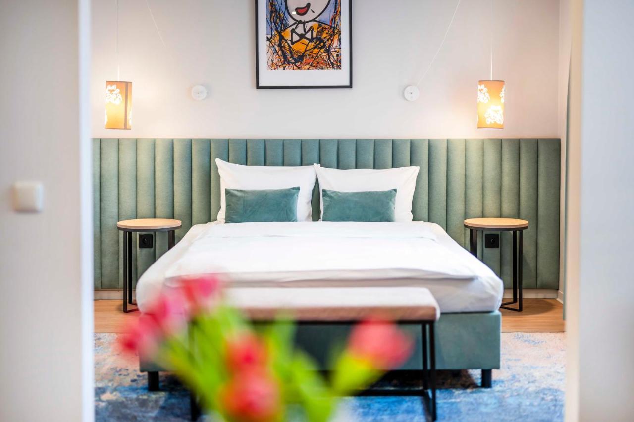 Hotel H12**** 크라쿠프 외부 사진