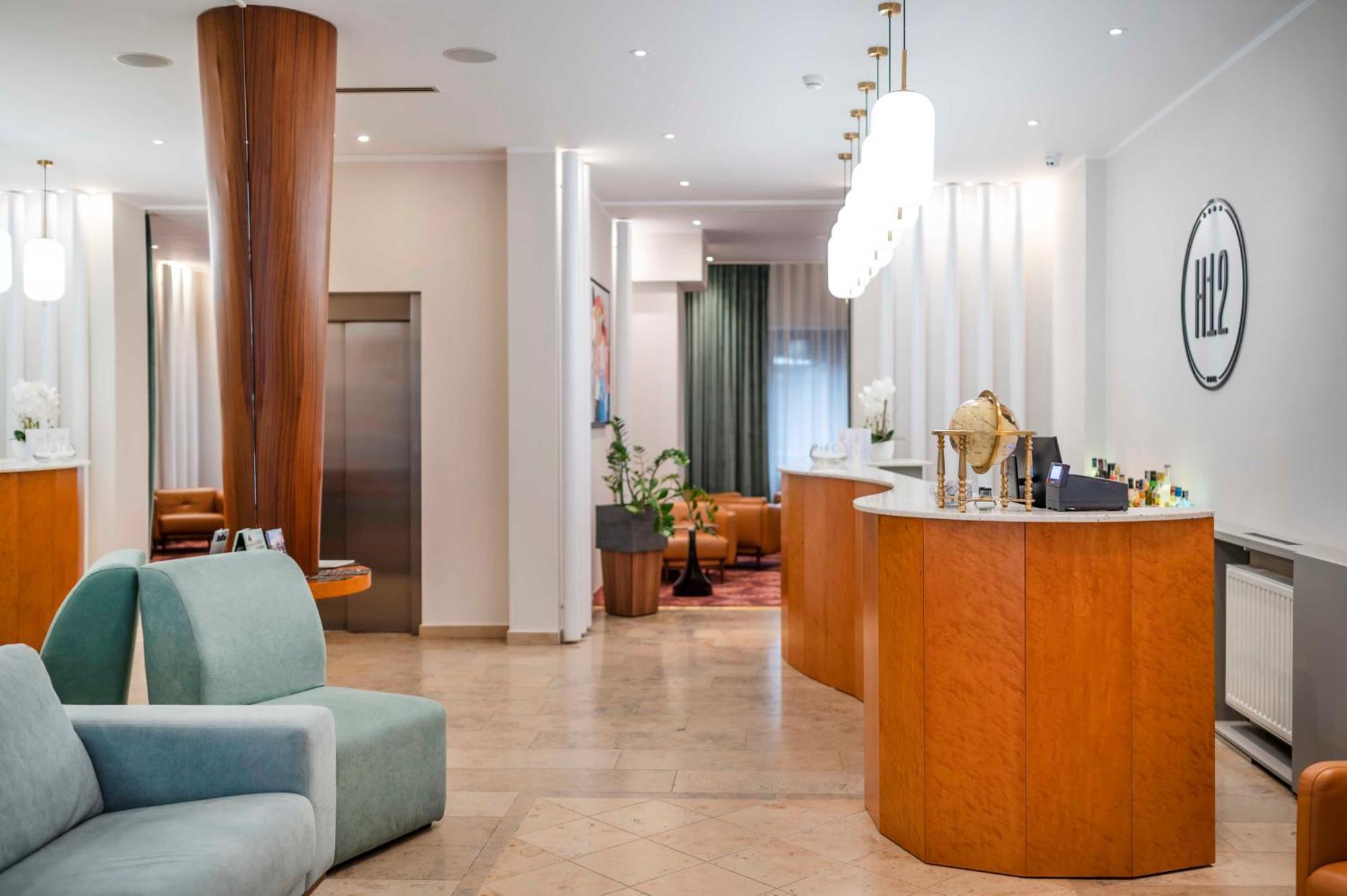 Hotel H12**** 크라쿠프 외부 사진